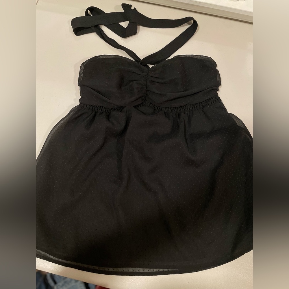 strapless flow top